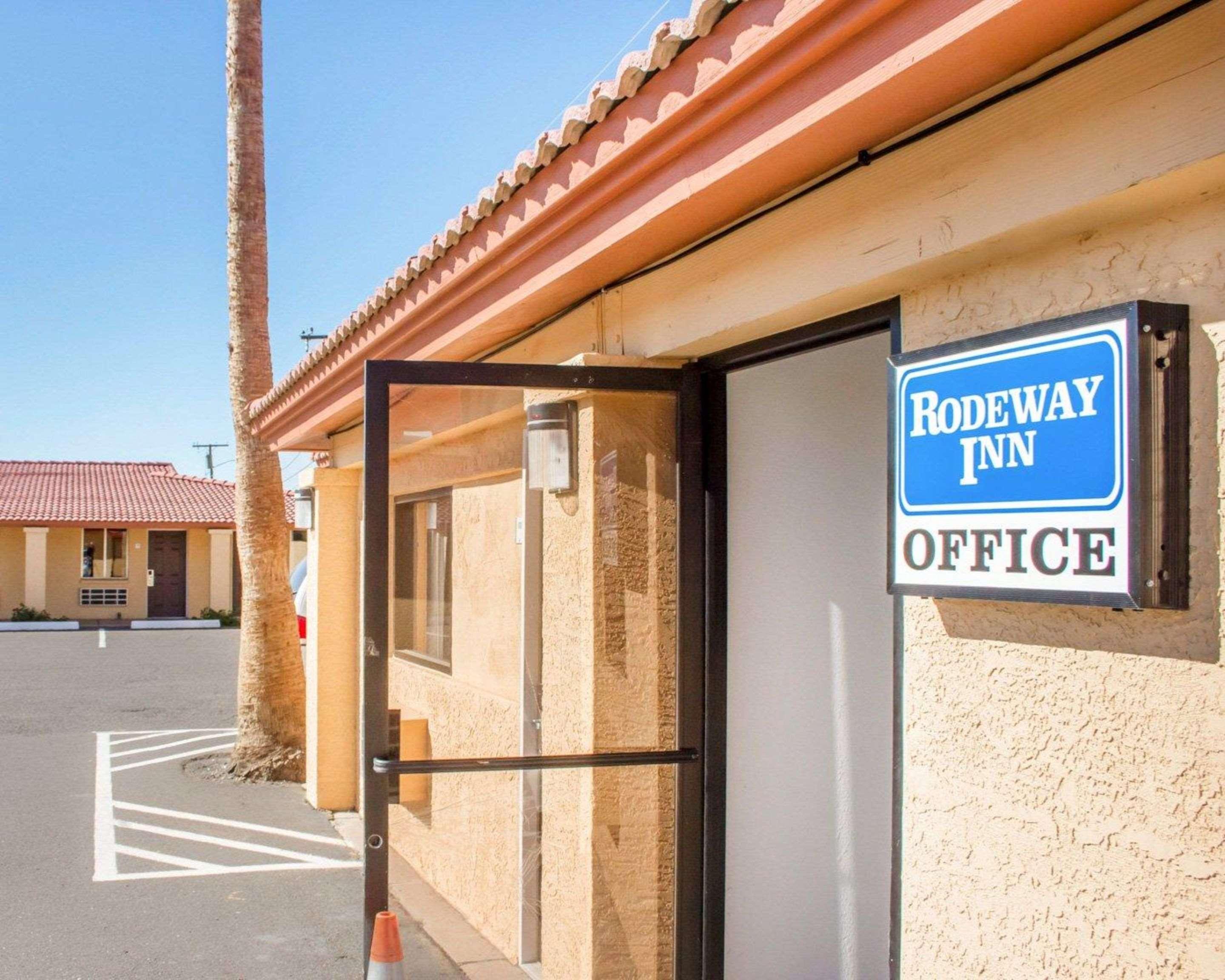 Rodeway Inn Old Town Scottsdale Exterior photo